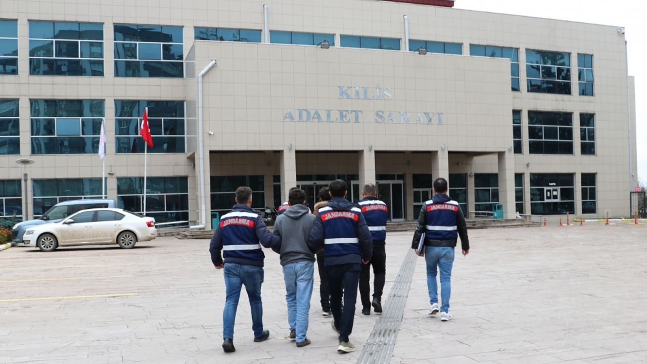 Kilis'te terör örgütü PKK/PYD/YPG operasyonunda 2 şüpheli yakalandı