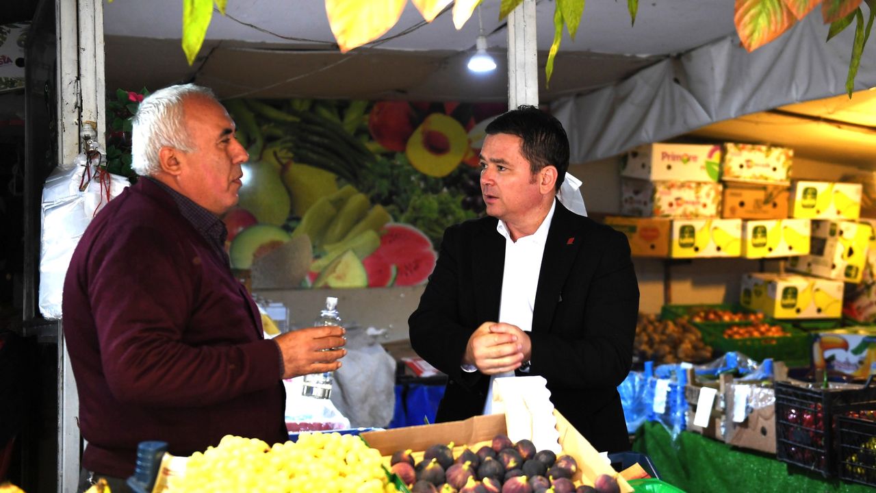 Başkan Erkan Aydın’dan 1,5 yılda 35 mahalle buluşması