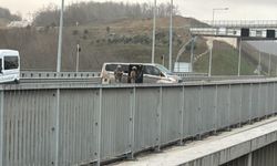 Kocaeli'de otoyolda rehin alınan tır sürücüsü, Bakan Yerlikaya'nın ikna çabasıyla kurtarıldı