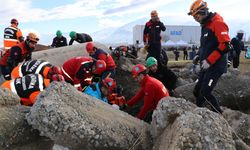 Erzincan'da 1939'daki felaketin 84'üncü yılında deprem tatbikatı