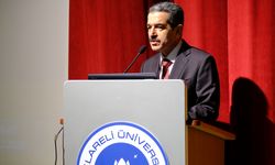 Kırklareli'nde sigaranın zararları paneline verilen arada sigara içtiler