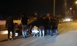 Mersin'de iki otomobilin çarpışması sonucu 1 kişi yaralandı