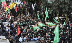 Hamas yöneticisi Aruri, Beyrut'ta binlerce kişi tarafından son yolculuğuna uğurlandı