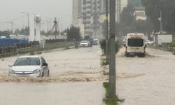 Hatay'da sağanak hayatı olumsuz etkiledi