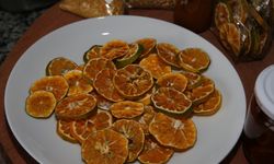 Sıfır atık mantığıyla mandalinanın kabuğundan dolma yaptılar