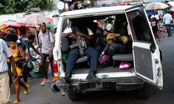Haiti'de bir minibüse düzenlenen silahlı saldırıda 10 kişi öldü