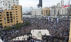 Eski Lübnan Başbakanı Hariri, ölümünün 19. yılında mezarı başında anıldı