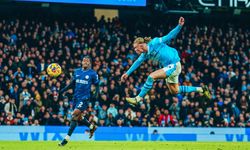 Manchester City tekledi, Arsenal beşledi