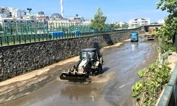 Bursa Büyükşehir’den Mandıras Deresi’nde yaz temizliği