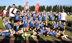 Genç voleybolcuların kalbi Osmangazi’de attı