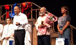 Bursa Şehir Tiyatrosu, Kıbrıs Tiyatro Festivali’ne konuk oldu