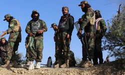 Afganistan ve Pakistan arasında sınır çatışmaları alevlendi