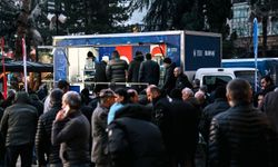 Bursa Büyükşehir’den vatandaşa sıcak çorba ikramı