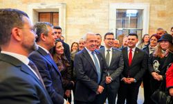 Nilüfer’in yatırımlarına CHP Genel Başkanı Özel’den temel atma sözü