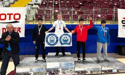 Yıldırım Belediyesi güreşte zirvede: U-17’de 4 madalya