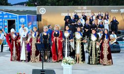 Yıldırım’da kültür ve sanat türkülerle taçlandı