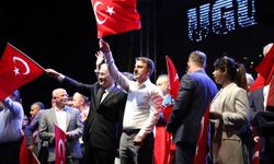 Bursa’da demokrasi ve milli birlik ruhu meydanlara taştı