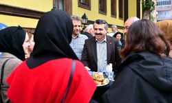Oktay Yılmaz’ın gençlik vizyonu Bursa Düşünce Okulu’yla büyüyor