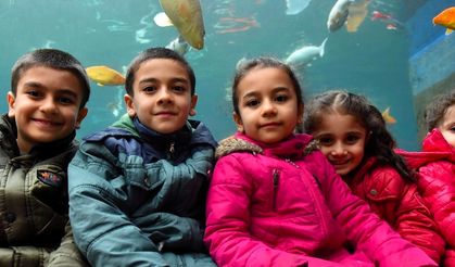 Yıldırım Belediyesi’nden çocuklara karne hediyesi