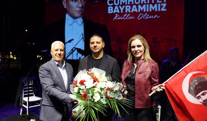 Bursa’da Cumhuriyet coşkusu, Kubat ile zirve yaptı