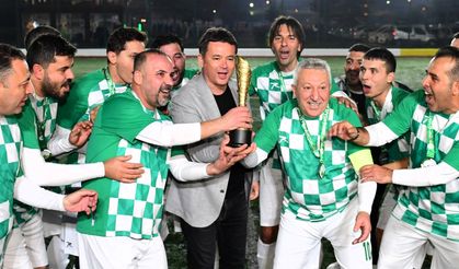 Osmangazi’de futbol coşkusu: Başkan Aydın’dan gol, Basın Yayın’dan zafer