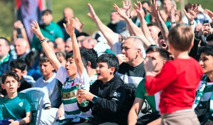 Bursa'da dev ekranda Bursaspor coşkusu