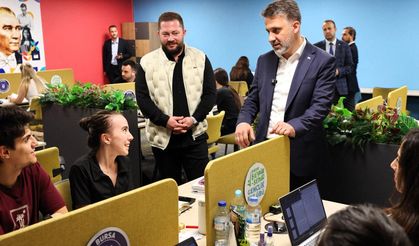 Başkan Vekili Biba, öğrencilerle bir araya geldi