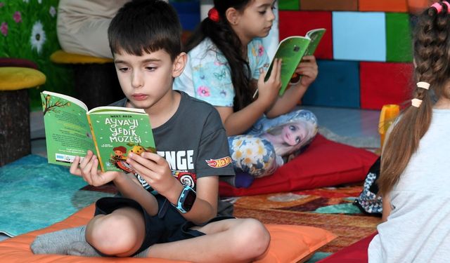 Osmangazi Belediyesi’nin yaz kurslarında çocuklar eğlenerek öğreniyor