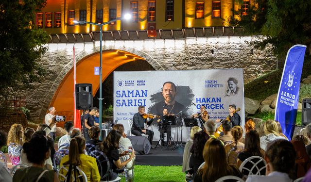 Nâzım Hikmet, Bursa'da şiirlerle anıldı