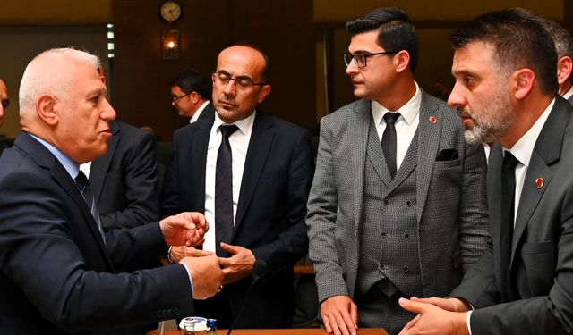 Bozbey: “Yapılan kesintiyi Bursa adına kınıyorum”