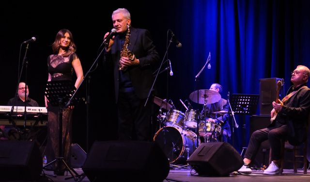 Bursa'da Kürşat Başar Orkestrası ve Ezgi Bıcılı ile 'Caz Pazarı'