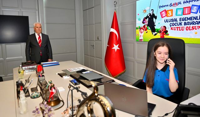 Başkan Bozbey, koltuğunu geleceğin başkanlarına devretti