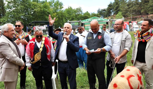 Bursa’da, 63. Tarihi Çalı Yağlı Güreşleri heyecanı
