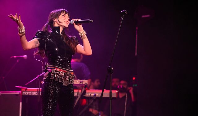 Bursa’da Gaye Su Akyol ile müzik dolu gece