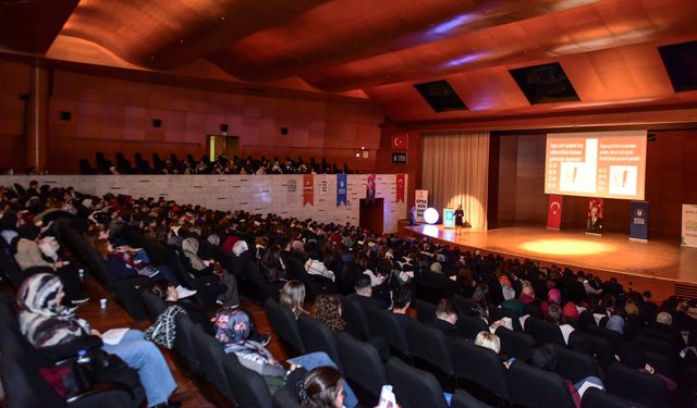 Gençler Büyükşehir'le KPSS'ye hazırlanıyor