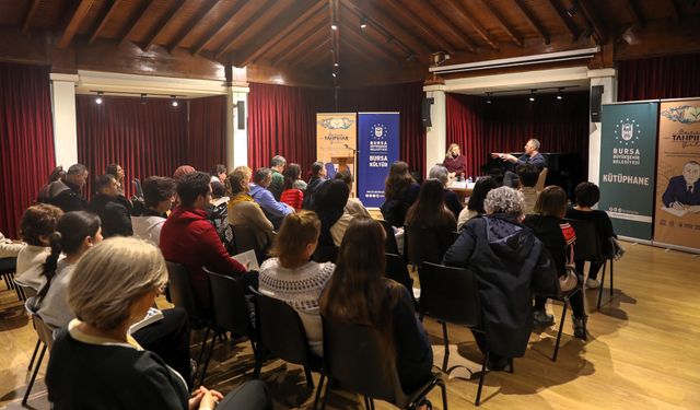 Bursa’da Ahmet Hamdi Tanpınar konuşuldu