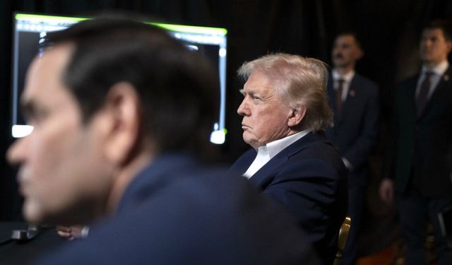 Trump neden Maduro'yu ABD'ye getirme emri verdi?