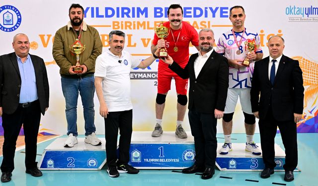 Yıldırım’daki voleybol turnuvası nefes kesen finale sahne oldu