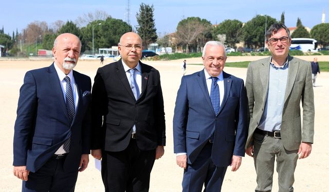 Başkan Özdemir: “Nilüfer’in kalbi ve geleceği satılık değildir”