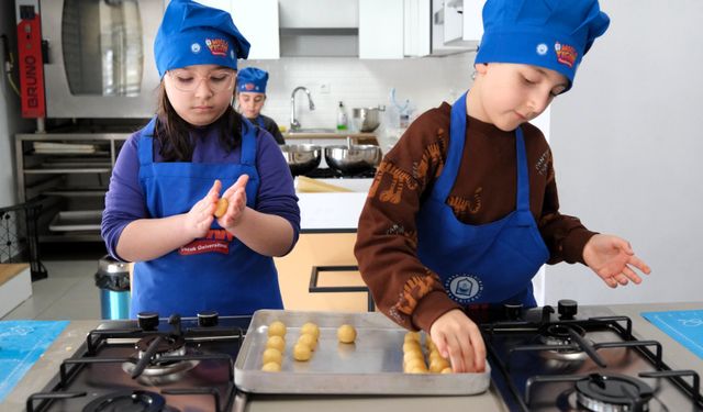 Yıldırım’da Ramazan coşkusu minik şeflerle tatlandı