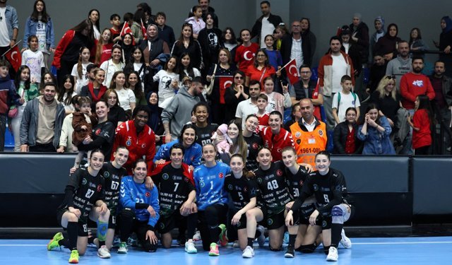 Bursa Büyükşehir Belediyespor, Avrupa’da avantajı yakaladı