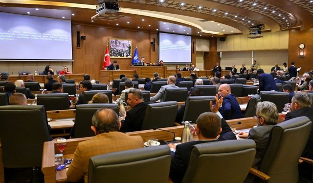 Büyükşehir Meclisi’nde 2025 Faaliyet Raporuna onay