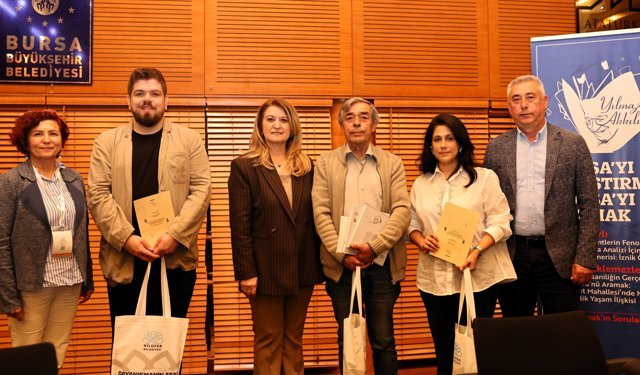 Bursa’nın tarihi katmanları Tüyap Bursa 23. Kitap Fuarı’nda konuşuldu