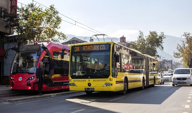 Bursa'da üniversite adaylarına ücretsiz ulaşım desteği