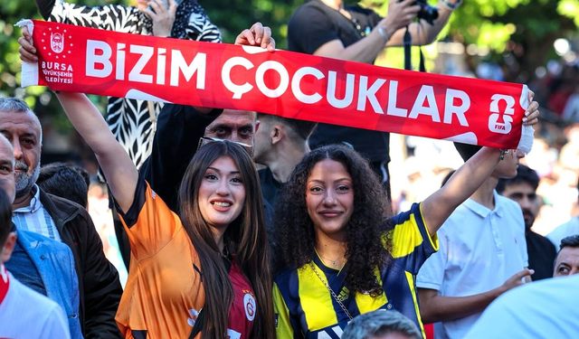 Milli maçta Bursa tek yürek oldu