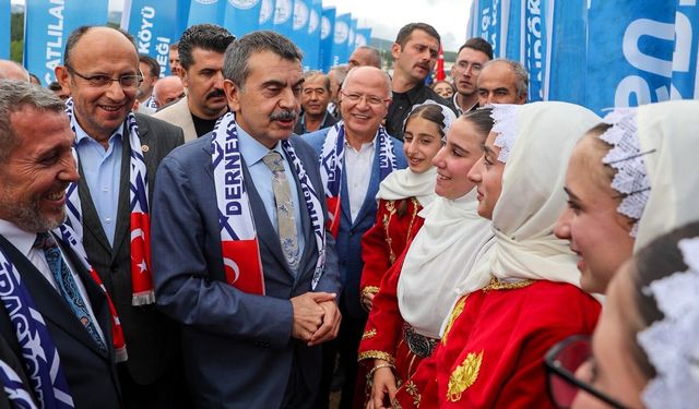 Başkan Vekili Biba: "Bursa ve Erzurum iki manevi kaledir"
