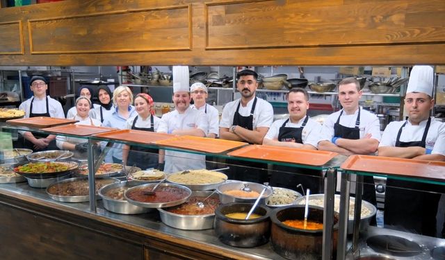 Lezzetin adresi Gastro İnegöl’de şeffaf menü dönemi başladı
