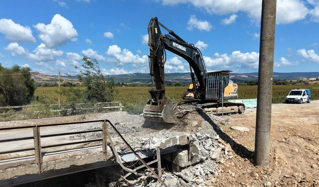 Büyükşehir'den Karacabey'e yeni köprü