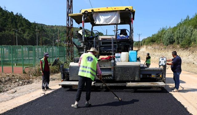 Mudanya’da yollar Büyükşehirle yenileniyor