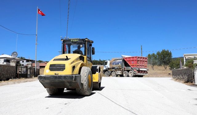 Keles’te yollar yenileniyor: 12,6 kilometrelik çalışma